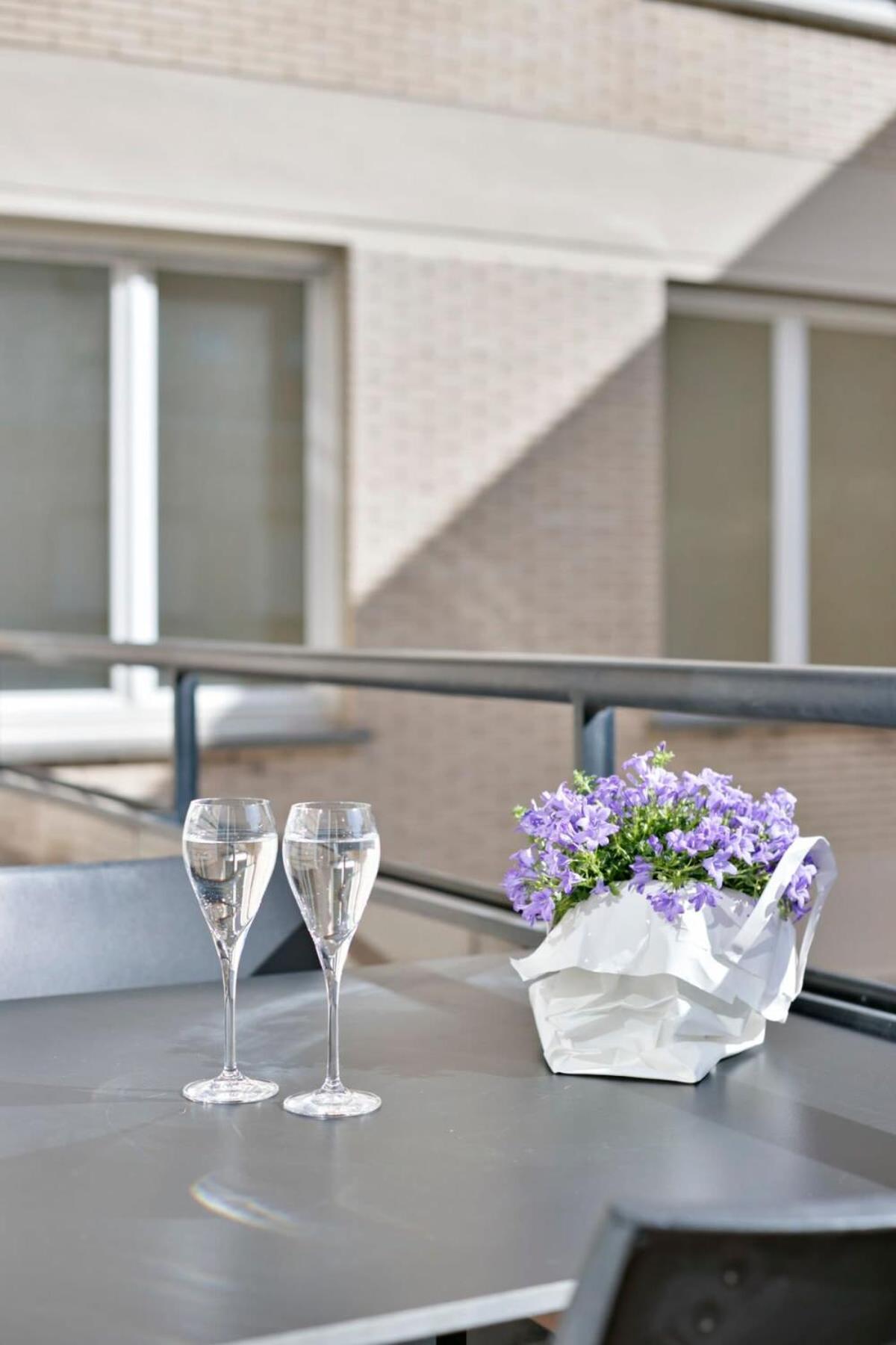 Huswell - Stylish Apartment At The Zeedijk Of Knokke 外观 照片